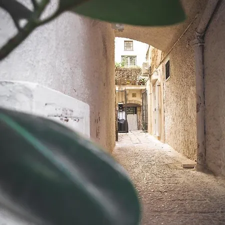 Residenza Rosaria Delle Meraviglie * バーリ